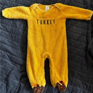 Thanksgiving onesie 🦃